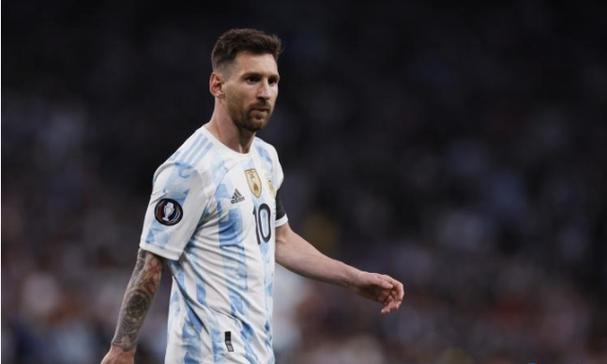 芝加哥小麦期货三天涨4.9%，大豆